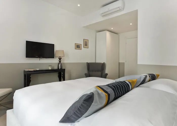 Sallustio Fine 3* Rome